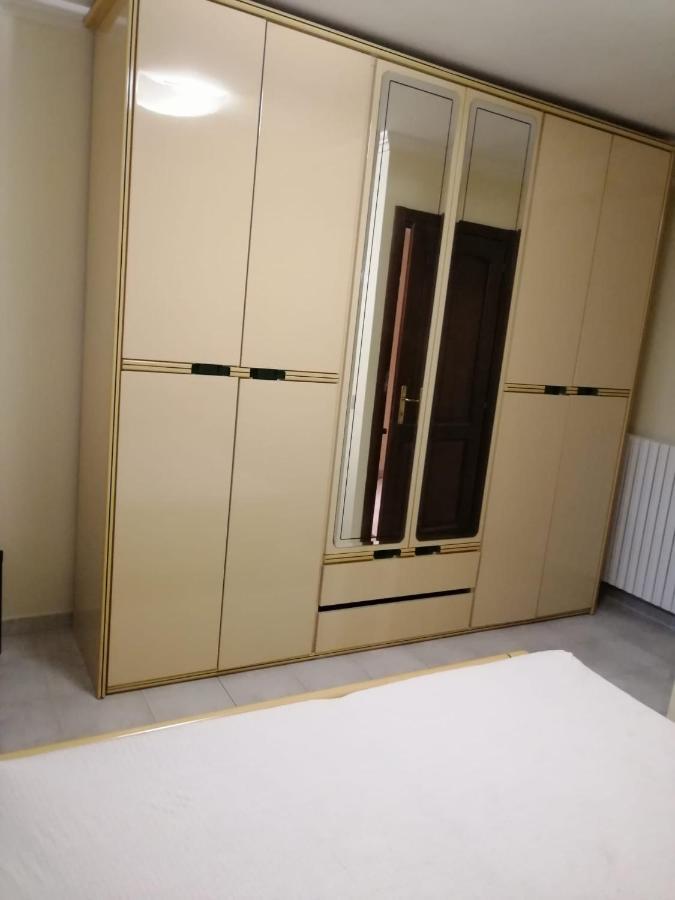 Indipendente In Grande Apartment Rom